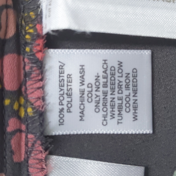 Loft Hydrangea Utility Shirt, XD - Picture 4 of 7